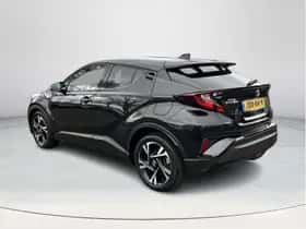 Toyota C-HR (2023) thumbnail 3