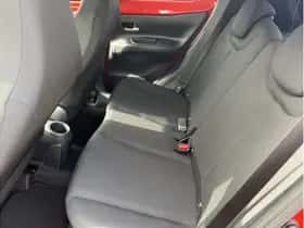 Toyota Aygo X (2023) thumbnail 13
