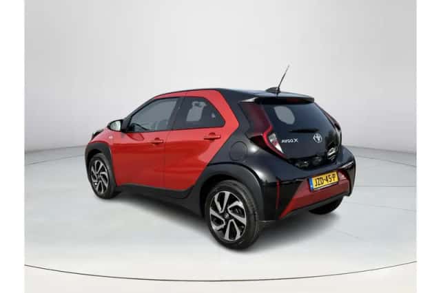 Toyota Aygo X (2023) thumbnail 3
