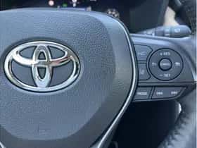 Toyota RAV4 (2024) thumbnail 18