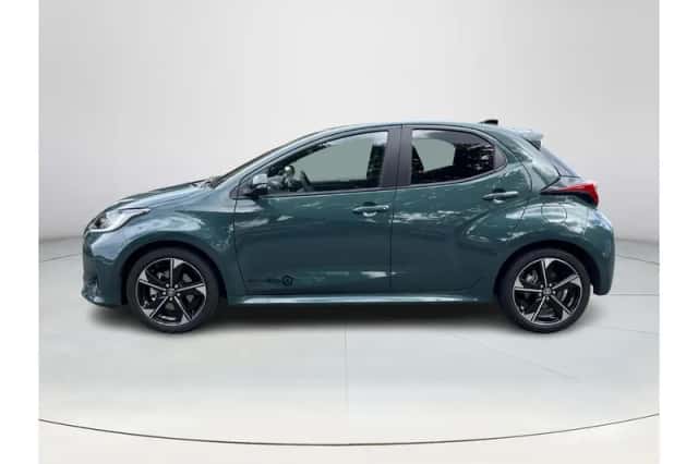 Toyota Yaris (2025) thumbnail 2
