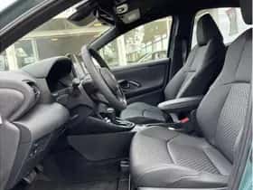 Toyota Yaris (2025) thumbnail 13