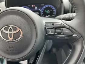 Toyota Yaris (2025) thumbnail 16