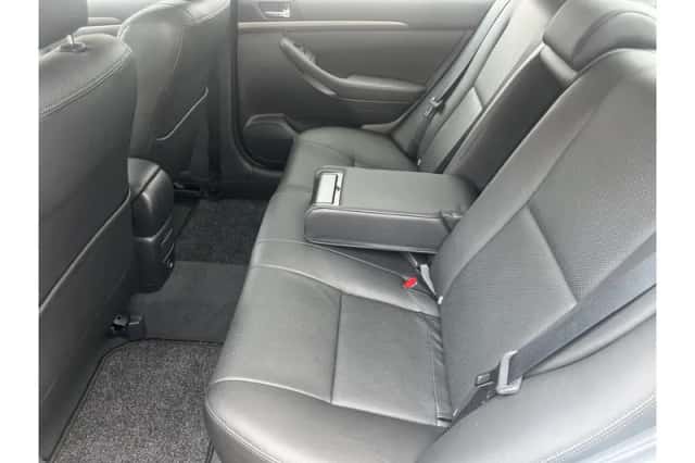 Toyota Avensis (2006) thumbnail 4