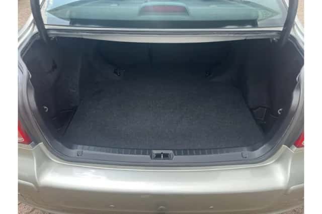 Toyota Avensis (2006) thumbnail 5