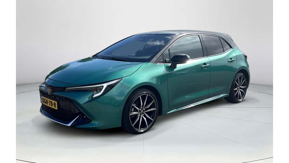 Toyota Corolla (2024) — foto 1