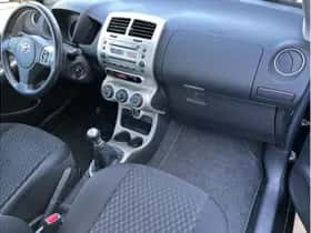 Toyota Urban Cruiser (2010) thumbnail 11