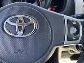 Toyota Urban Cruiser (2010) thumbnail 15