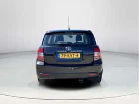Toyota Urban Cruiser (2010) thumbnail 4