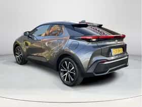 Toyota C-HR (2025) thumbnail 3