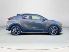 Toyota C-HR (2025) thumbnail 6