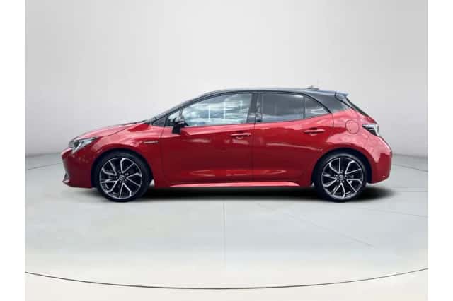 Toyota Corolla (2020) thumbnail 2