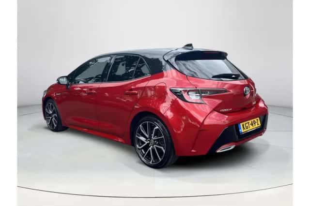 Toyota Corolla (2020) thumbnail 3