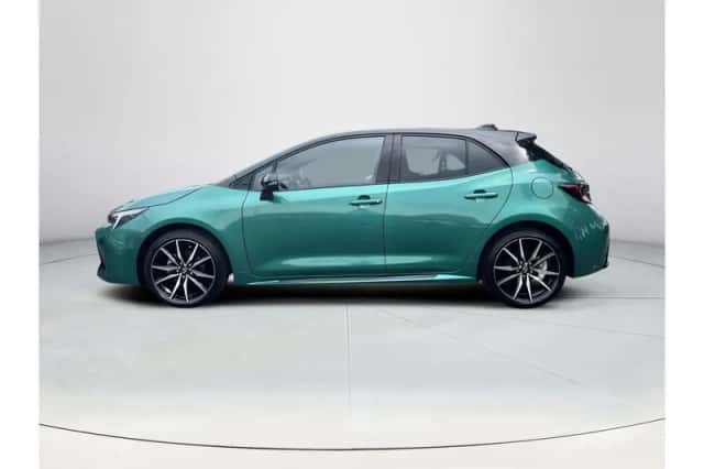 Toyota Corolla (2024) thumbnail 2