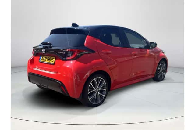 Toyota Yaris (2022) thumbnail 5