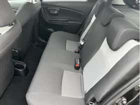 Toyota Yaris (2019) thumbnail 20
