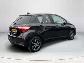 Toyota Yaris (2019) thumbnail 5