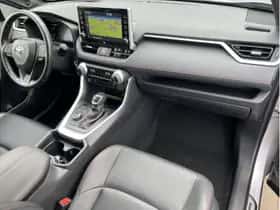 Toyota RAV4 (2021) thumbnail 11