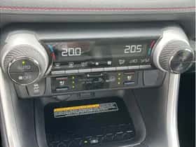 Toyota RAV4 (2021) thumbnail 15