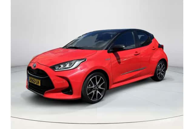 Toyota Yaris (2020) thumbnail 1