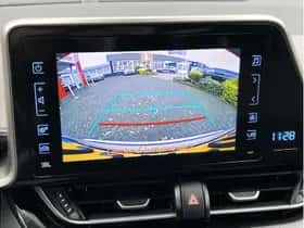 Toyota C-HR (2019) thumbnail 15