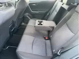 Toyota RAV4 (2021) thumbnail 13