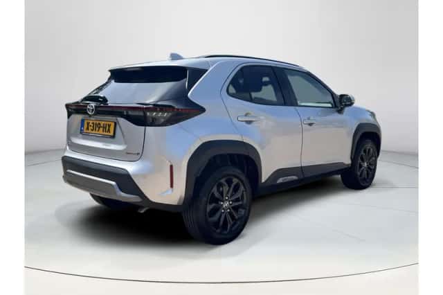 Toyota Yaris Cross (2023) thumbnail 5