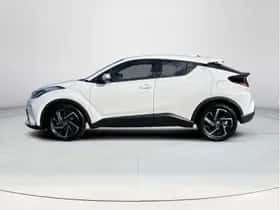 Toyota C-HR (2022) thumbnail 2