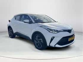 Toyota C-HR (2022) thumbnail 7