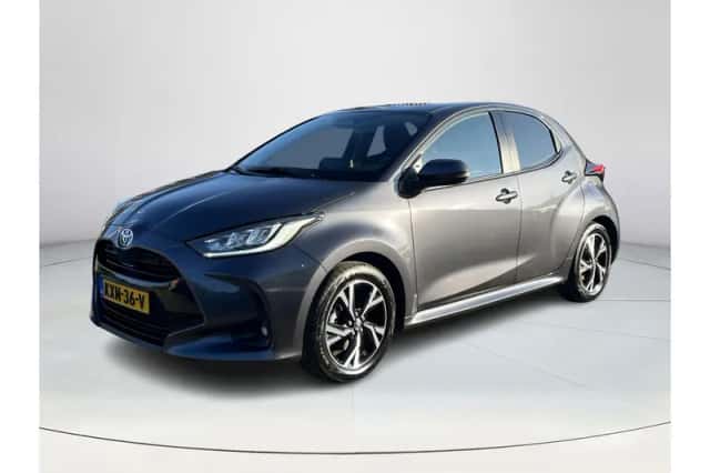 Toyota Yaris (2025) thumbnail 1