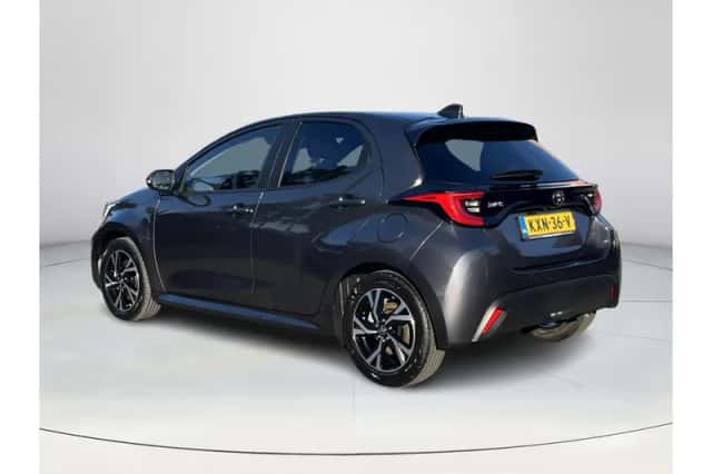 Toyota Yaris (2025) thumbnail 3