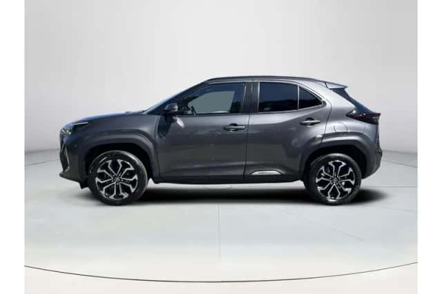 Toyota Yaris Cross (2023) thumbnail 2