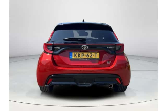 Toyota Yaris (2022) thumbnail 4