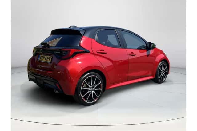 Toyota Yaris (2022) thumbnail 5