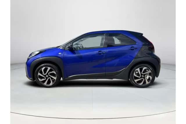 Toyota Aygo X (2023) thumbnail 2