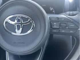 Toyota Yaris Cross (2023) thumbnail 17