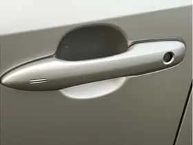 Toyota Corolla (2022) thumbnail 21