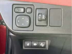 Toyota Yaris (2019) thumbnail 20