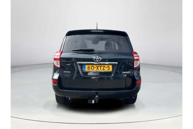 Toyota RAV4 (2012) thumbnail 4