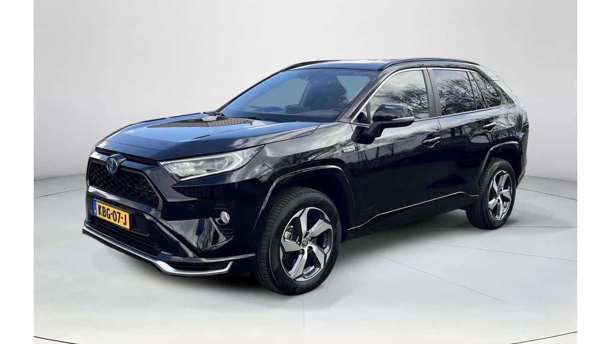 Toyota RAV4 (2021) — foto 1