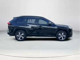 Toyota RAV4 (2021) thumbnail 6