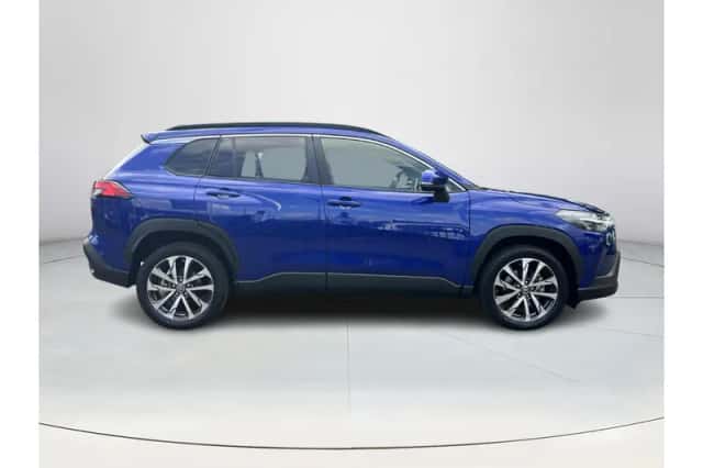Toyota Corolla Cross (2024) thumbnail 6