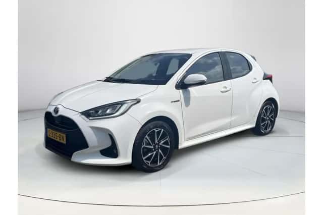 Toyota Yaris (2021) thumbnail 1