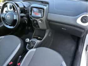 Toyota Aygo (2021) thumbnail 20