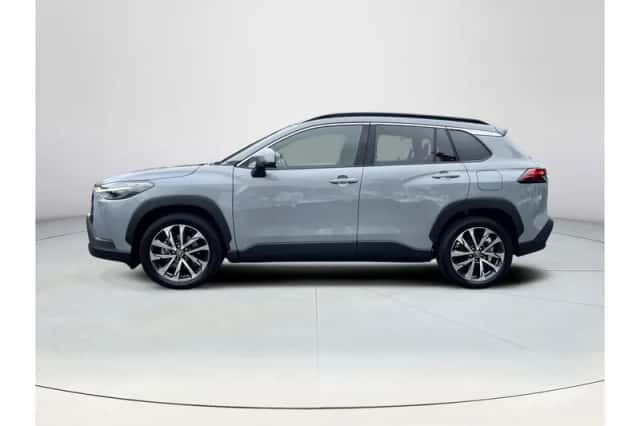 Toyota Corolla (2024) thumbnail 2
