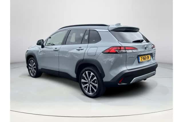 Toyota Corolla (2024) thumbnail 3