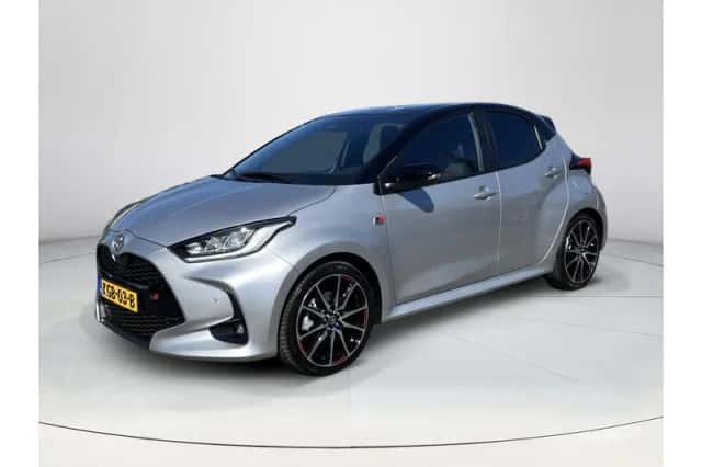 Toyota Yaris (2025) thumbnail 1