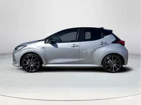 Toyota Yaris (2025) thumbnail 2