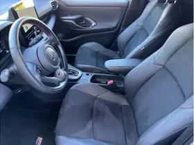 Toyota Yaris (2025) thumbnail 12