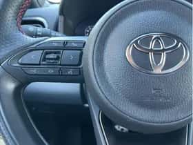 Toyota Yaris (2025) thumbnail 16